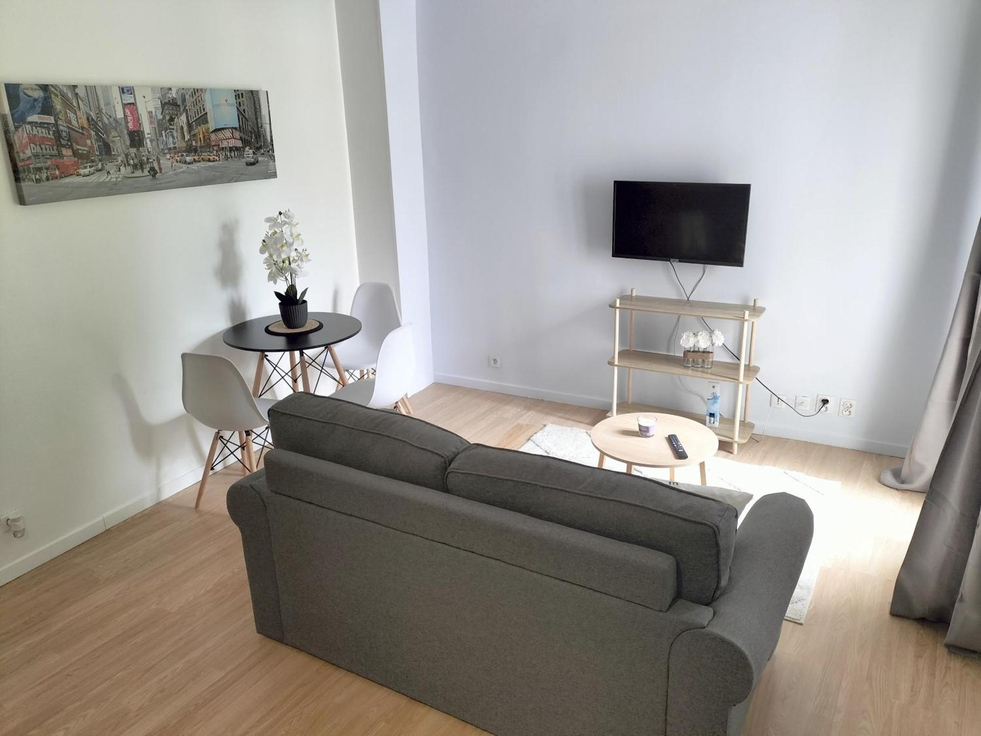 Apartment Super Autonome A Villepinte Proche De Paris